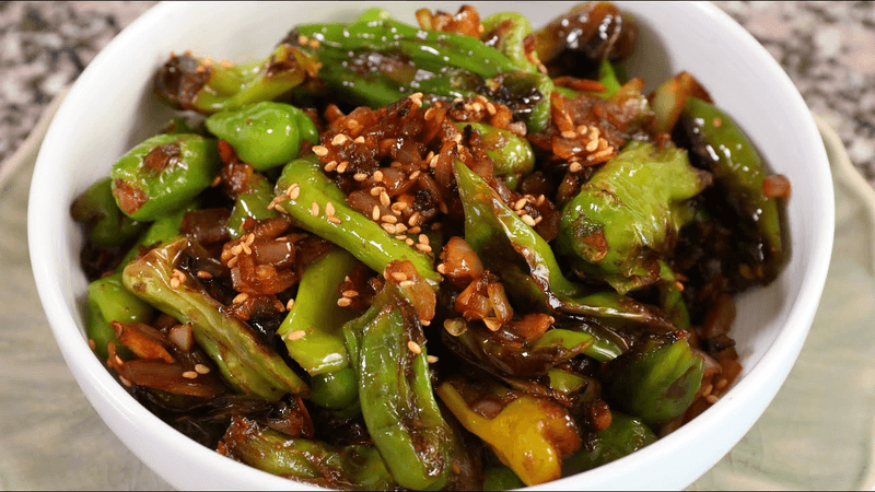 Stir-fried green chili peppers (Gochu-bokkeum)
