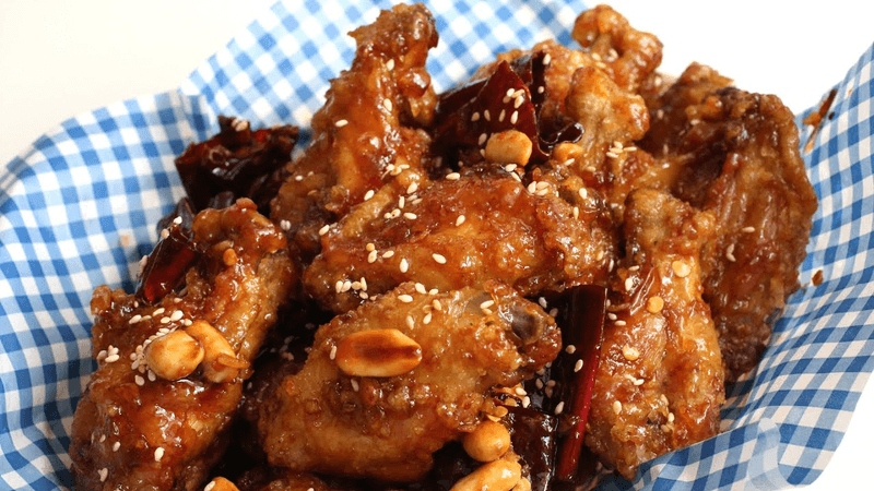 Crunchy Korean fried chicken (Dakgangjeong)