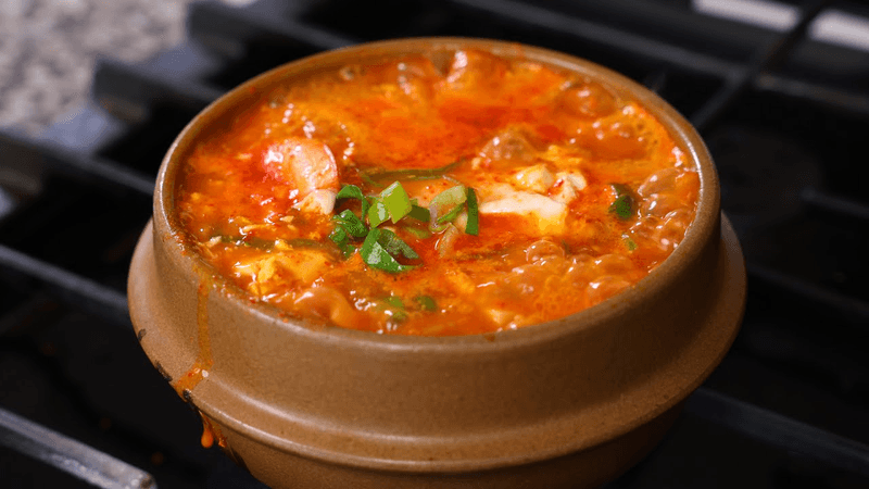 Spicy Soft Tofu Stew with Seafood (Haemul-sundubu-jjigae) Thumbnail